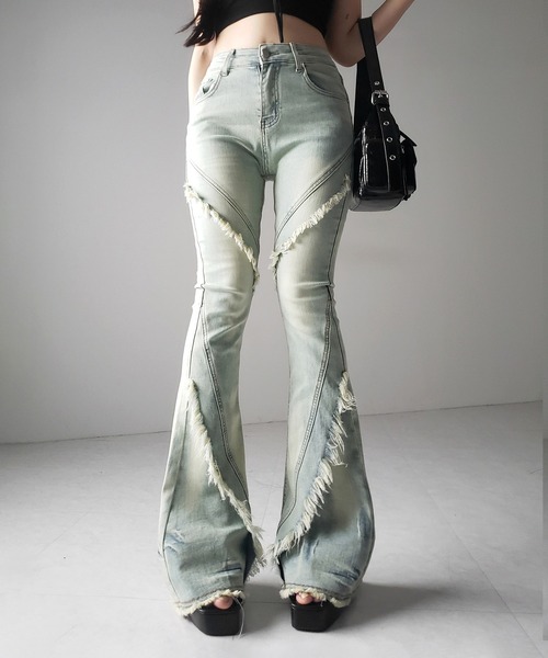 me+em select(ミームセレクト)の「【 2color / 4size 】フリンジデザインヴィンテージライクストレッチフレアデニム / fringe design vintage-like stretch flare denim(デニムパンツ・レディース・ブラック/ブルー・SMALL/MEDIUM/LARGE/X-LARGE)」の12枚目の写真