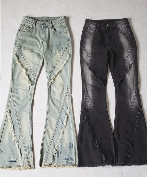 me+em select(ミームセレクト)の「【 2color / 4size 】フリンジデザインヴィンテージライクストレッチフレアデニム / fringe design vintage-like stretch flare denim(デニムパンツ・レディース・ブラック/ブルー・SMALL/MEDIUM/LARGE/X-LARGE)」の5枚目の写真