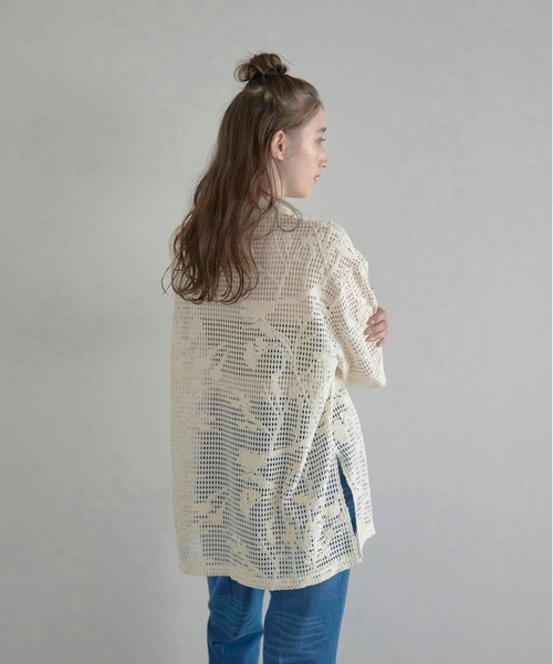 MINERTE(ミネルテ)の「【MINERTE】flower embroidery half zip mesh shirt / フラワー刺繍ハーフジップメッシュシャツ(シャツ/ブラウス・レディース・ブラック/アイボリー・FREE)」の6枚目の写真