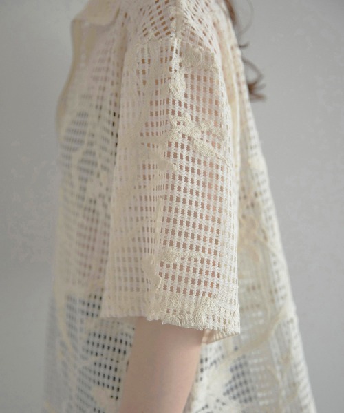 MINERTE(ミネルテ)の「【MINERTE】flower embroidery half zip mesh shirt / フラワー刺繍ハーフジップメッシュシャツ(シャツ/ブラウス・レディース・ブラック/アイボリー・FREE)」の22枚目の写真