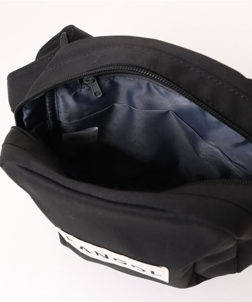 KANGOL(カンゴール)の「【 KANGOL / カンゴール 】 ワンポイント ショルダーポーチ(ショルダーバッグ・レディース・アイボリー/ブラック/グレー・FREE)」の6枚目の写真