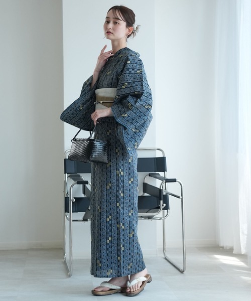 浴衣3点セット ローケツ染め風 鉄紺に鎖縞（浴衣）｜utatane