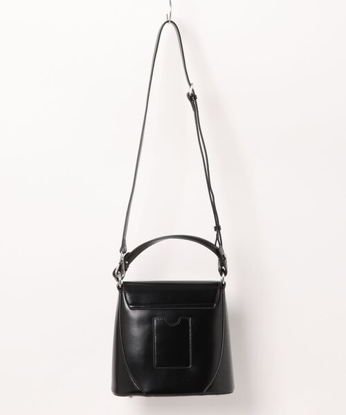 NiiNa(ニーナ)の「【 NiiNa / ニーナ 】【高品質牛革】2wayワンハンドルバケットバッグ(ショルダーバッグ・レディース・ホワイト/ブラウン/ブラック・FREE)」の16枚目の写真
