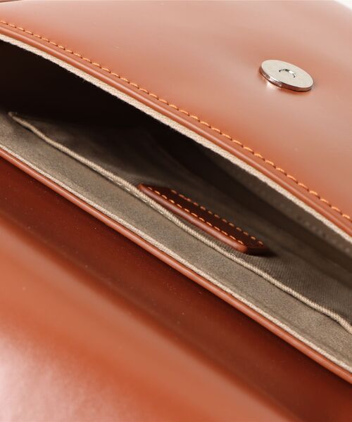 NiiNa(ニーナ)の「【 NiiNa / ニーナ 】【高品質牛革】2wayワンハンドルバケットバッグ(ショルダーバッグ・レディース・ホワイト/ブラウン/ブラック・FREE)」の19枚目の写真