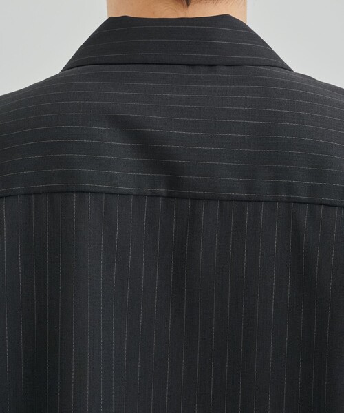 UNITED TOKYO（ユナイテッドトウキョウ）の「SUMMER WOOL オープンカラーシャツ　接触冷感｜防シワ｜防臭性（シャツ/ブラウス・メンズ・オフホワイト/ブラック/ダークグレー/グレイッシュベージュ・1/2）」の11枚目の写真