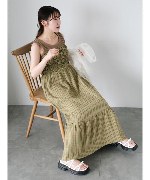 ehka sopo(エヘカソポ)の「チェックシャーリングキャミワンピース(ワンピース・レディース・グリーン/サックスブルー/イエロー・F)」の4枚目の写真