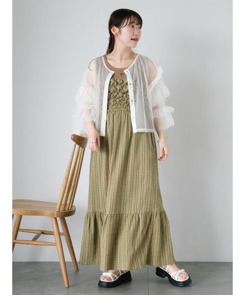 ehka sopo(エヘカソポ)の「チェックシャーリングキャミワンピース(ワンピース・レディース・グリーン/サックスブルー/イエロー・F)」の10枚目の写真