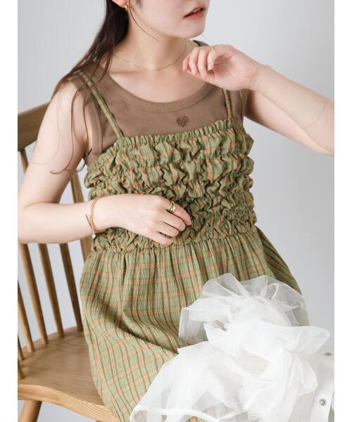 ehka sopo(エヘカソポ)の「チェックシャーリングキャミワンピース(ワンピース・レディース・グリーン/サックスブルー/イエロー・F)」の11枚目の写真