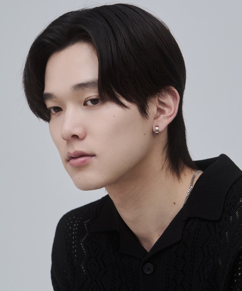WYZ surgical stainless(ダブリューワイジィーサージカルステンレス)の「【 金属アレルギー対応 】ラインフープイヤリング サージカルステンレス(両耳用)(イヤリング・メンズ・シルバー/ゴールド/ブルー・FREE)」の20枚目の写真