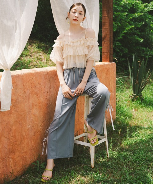 最終値下げ❗️styling/フリルチュール2WAYトップス REDYAZEL（レディアゼル）の「ボリュームフリルチュール2WAYトップス