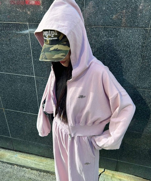 repipi armario(レピピ アルマリオ)の「WZIPショートフーディ(パーカー・キッズ・ピンク系その他/グレー/ブラック系その他・MEDIUM/SMALL/LARGE)」の3枚目の写真