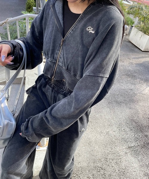 repipi armario(レピピ アルマリオ)の「WZIPショートフーディ(パーカー・キッズ・ピンク系その他/グレー/ブラック系その他・MEDIUM/SMALL/LARGE)」の5枚目の写真