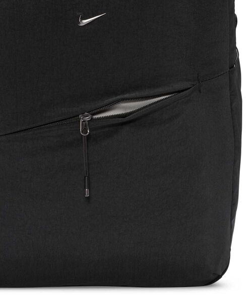 ナイキ オーラ バックパック (24L) / Nike Aura Backpack (24L