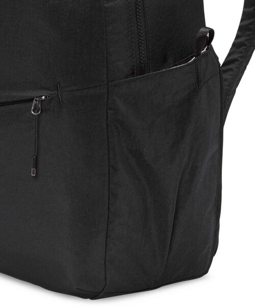 ナイキ オーラ バックパック (24L) / Nike Aura Backpack (24L