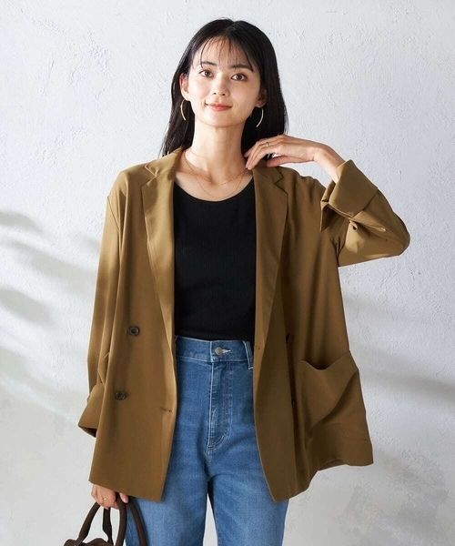 a.v.v（アーヴェヴェ）の「【接触冷感/UVカット/吸水速乾】美ラクるダブルブレストジャケット（その他アウター・レディース・カーキ/サンドベージュ・36/38）」の16枚目の写真