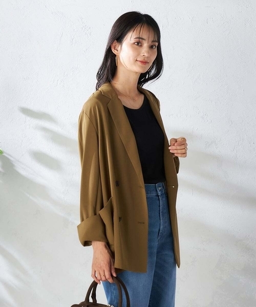 a.v.v（アーヴェヴェ）の「【接触冷感/UVカット/吸水速乾】美ラクるダブルブレストジャケット（その他アウター・レディース・カーキ/サンドベージュ・36/38）」の17枚目の写真