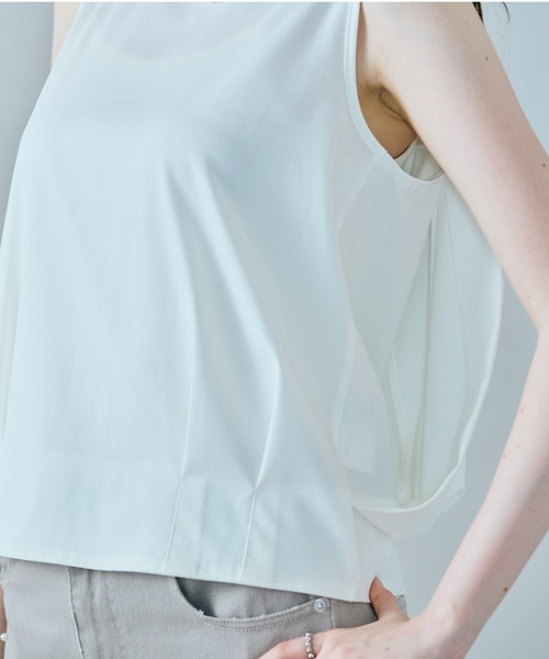 Audie a Muses(オーディアミューズ)の「バックシャンノースリーブカットソー(Tシャツ/カットソー・レディース・オフホワイト/ブラック・38/42)」の8枚目の写真