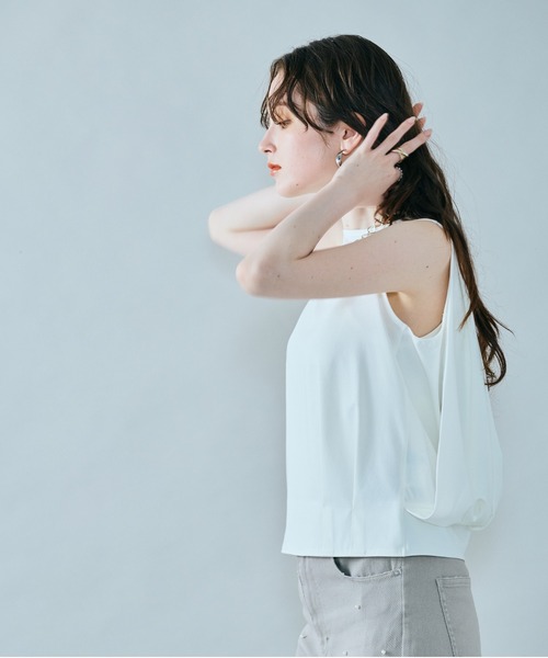 Audie a Muses(オーディアミューズ)の「バックシャンノースリーブカットソー(Tシャツ/カットソー・レディース・オフホワイト/ブラック・38/42)」の4枚目の写真