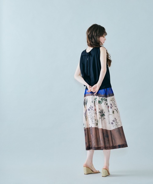Audie a Muses(オーディアミューズ)の「バックシャンノースリーブカットソー(Tシャツ/カットソー・レディース・オフホワイト/ブラック・38/42)」の16枚目の写真