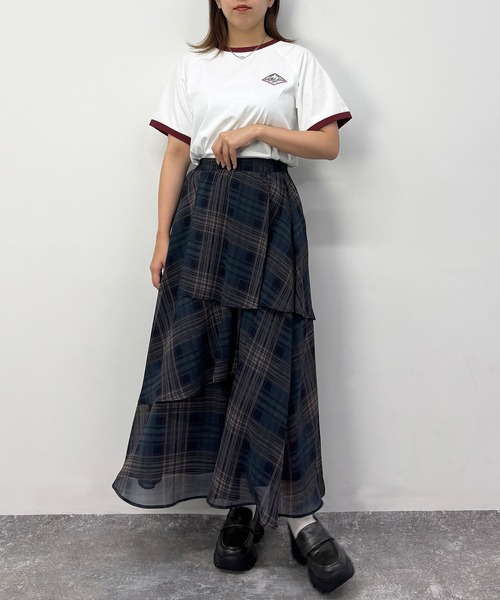 NICOLE CLUB(ニコル クラブ)の「ダイナー刺繍Tシャツ(Tシャツ/カットソー・レディース・その他2/その他1/チャコール・FREE)」の7枚目の写真