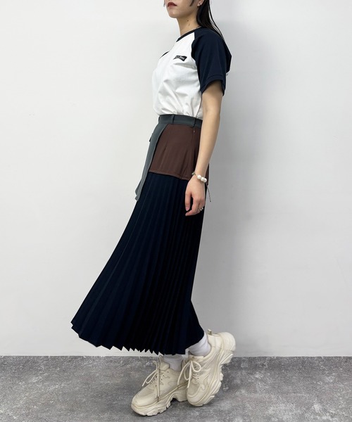 NICOLE CLUB(ニコル クラブ)の「ダイナー刺繍Tシャツ(Tシャツ/カットソー・レディース・その他2/その他1/チャコール・FREE)」の12枚目の写真