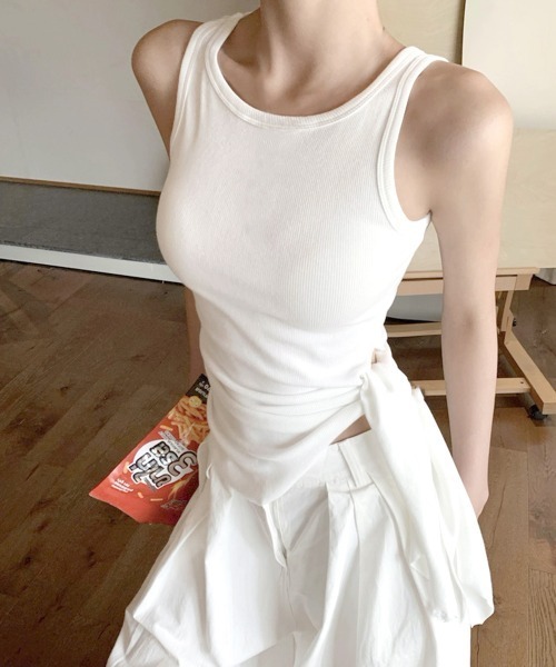 Miniministore(ミニミニストア)の「タンクトップ 韓国風 サイドスリット夏服(タンクトップ・レディース・ホワイト/オレンジ/ブラック・FREE)」の2枚目の写真