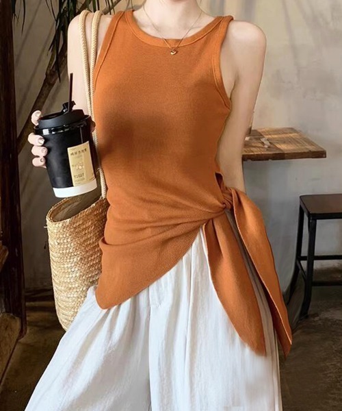 魅力的な夏コーデ❤️スリムフィットタイトトップス韓国風×女子会・アウトドア セール】タンクトップ 韓国風 サイドスリット夏服（タンクトップ