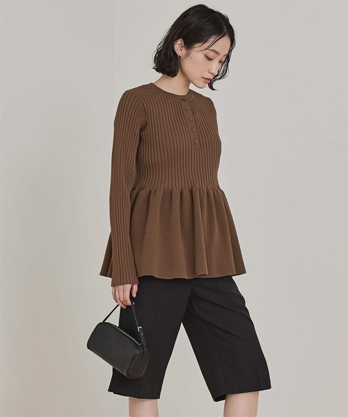 miette（ミエット）の「ヘンリーネックペプラムニット（ニット/セーター・レディース・ブルーグレー/チャコール/ブラウン・M/S）」の21枚目の写真
