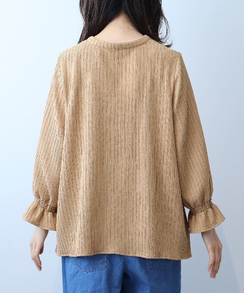 leswel(レスウェル)の「【L~5L 大きいサイズ】楊柳ニットバンドカラーシャツ(シャツ/ブラウス・レディース・ブラック/キャメル・L/LL/3L/4L/5L)」の14枚目の写真