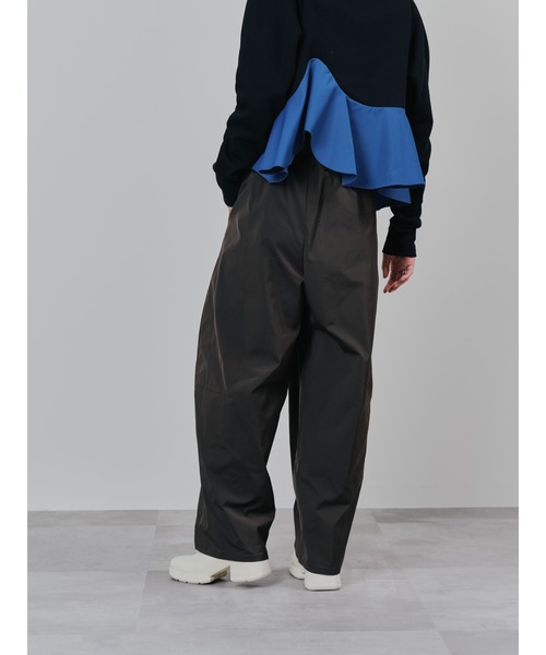 TEVALT(ヴァレット)の「ラップライクサイドカーブパンツ(チノパンツ・レディース・ライトベージュ/ブラック/ブラウン・38)」の12枚目の写真