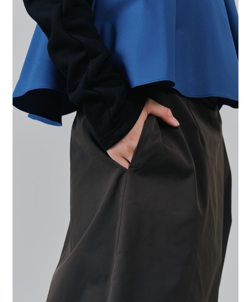 TEVALT(ヴァレット)の「ラップライクサイドカーブパンツ(チノパンツ・レディース・ライトベージュ/ブラック/ブラウン・38)」の14枚目の写真