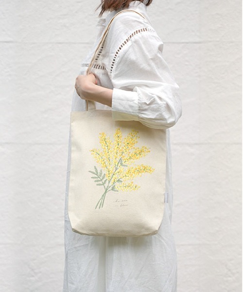 BACKYARD FAMILY（バックヤードファミリー）の「ito＆ 刺繍トートバッグ 小（トートバッグ・レディース・ブルー系その他/ホワイト系その他6/ホワイト系その他5/ホワイト系その他3/ホワイト系その他/モカ/ホワイト系その他4/ホワイト系その他2・FREE）」の12枚目の写真