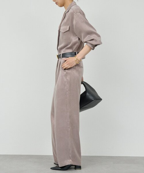 GALLARDAGALANTE（ガリャルダガランテ）の「オープンカラージャンプスーツ（つなぎ/オールインワン・レディース・グレイッシュベージュ・FREE）」の3枚目の写真