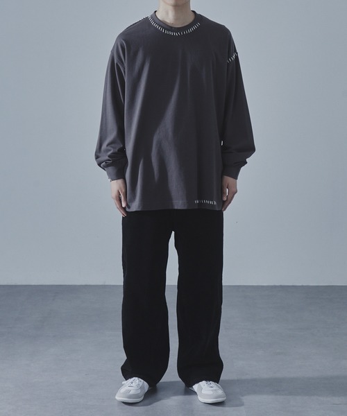 SLICK（スリック）の「【SLICK/スリック】30/2 Compact Yarn Embroidery T-Shirt/コンパクトヤーンエンブロイダリーTシャツ/ハンドステッチ（Tシャツ/カットソー・メンズ・グレイッシュベージュ/ブラック/ブラウン・2/1/3）」の5枚目の写真