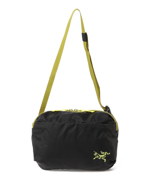 ARC'TERYX(アークテリクス)の「【EXCLUSIVE】ARC’TERYX / Heliad Crossbody(ショルダーバッグ・メンズ・ブラック・ONE SIZE)」の2枚目の写真
