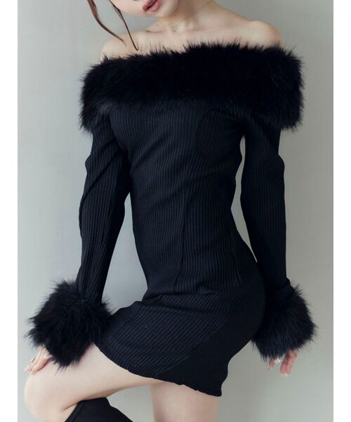 EATME フェイクファーオフショルミニワンピース BLACK フェイクファーオフショルミニワンピース（ワンピース）｜EATME