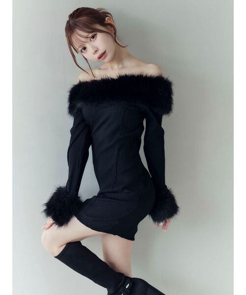 EATME フェイクファーオフショルミニワンピース BLACK フェイクファーオフショルミニワンピース[品番：MKSW0066397