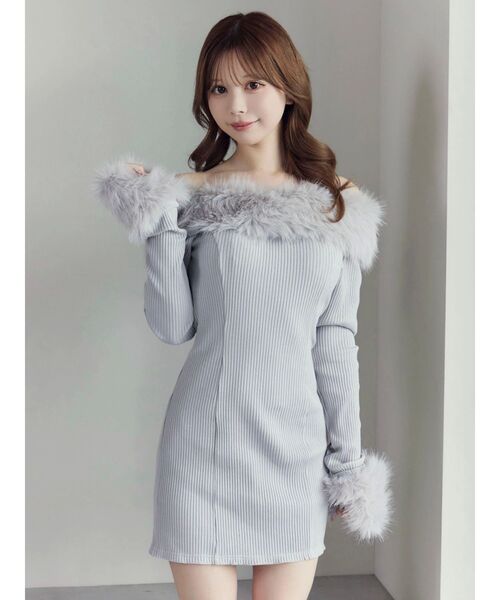 フェイクファーオフショルミニワンピース（ワンピース）｜EATME