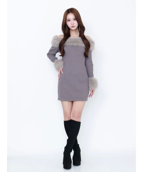 EATME フェイクファーオフショルミニワンピース BLACK フェイクファーオフショルミニワンピース（ワンピース）｜EATME