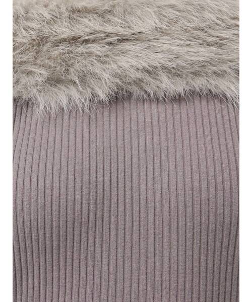 EATME（イートミー）の「フェイクファーオフショルミニワンピース（ワンピース・レディース・ブラウン/グレー/ブラック・FREE）」の7枚目の写真