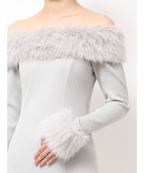 EATME（イートミー）の「フェイクファーオフショルミニワンピース（ワンピース・レディース・ブラウン/グレー/ブラック・FREE）」の20枚目の写真