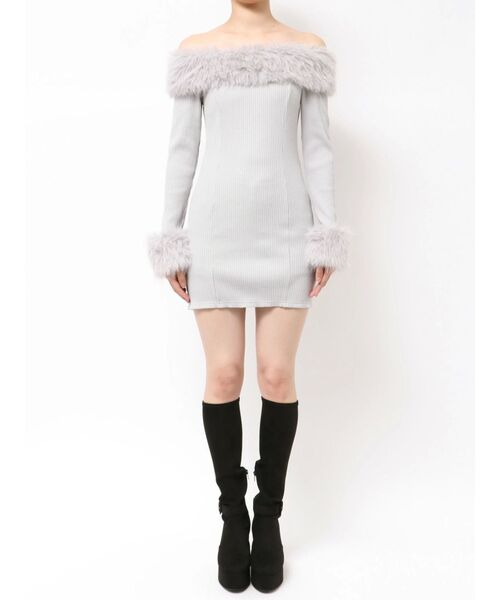 EATME（イートミー）の「フェイクファーオフショルミニワンピース（ワンピース・レディース・ブラウン/グレー/ブラック・FREE）」の17枚目の写真