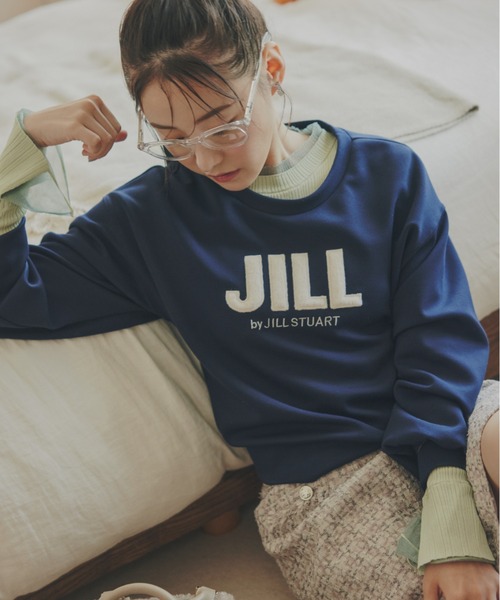 JILL by JILL STUART（ジルバイジルスチュアート）の「◇フェイクファーロゴダイバースウェット（スウェット・レディース・ホワイト/グレー/ネイビー・FREE）」の3枚目の写真