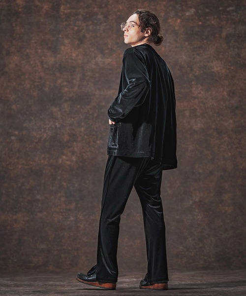 Jih Nunc（ジーヌンク）の「mcg3690-ストレッチベロアボタンレスカーディガン(JIH-R1123)（カーディガン/ボレロ・メンズ・ブラック/パープル/ブラウン・L/M/S）」の8枚目の写真