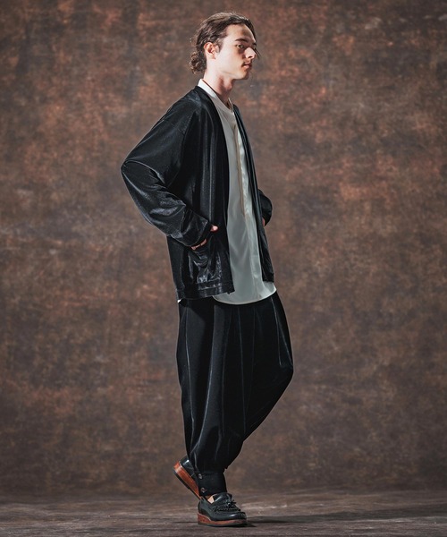 Jih Nunc（ジーヌンク）の「mcg3690-ストレッチベロアボタンレスカーディガン(JIH-R1123)（カーディガン/ボレロ・メンズ・ブラック/パープル/ブラウン・L/M/S）」の10枚目の写真