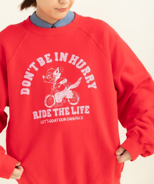 CHILD WOMAN（チャイルドウーマン）の「オオカミプリント裏毛プルオーバー（スウェット・レディース・アイボリー/グレー/レッド・FREE）」の3枚目の写真