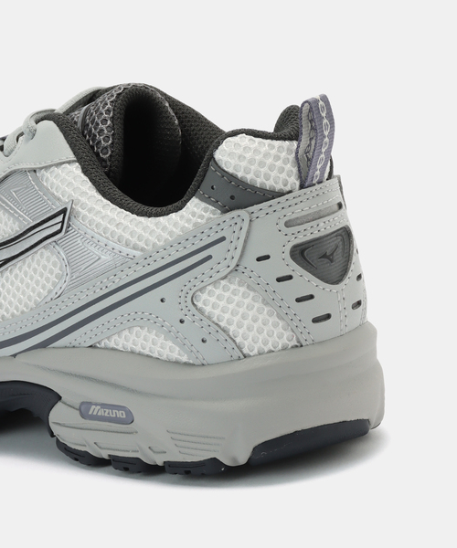 MIZUNO(ミズノ )の「MIZUNO/ミズノ MXR D1GA2451(その他シューズ・レディース・ホワイト/チャコールグレー/ブラック・24cm/25cm/23cm)」の7枚目の写真
