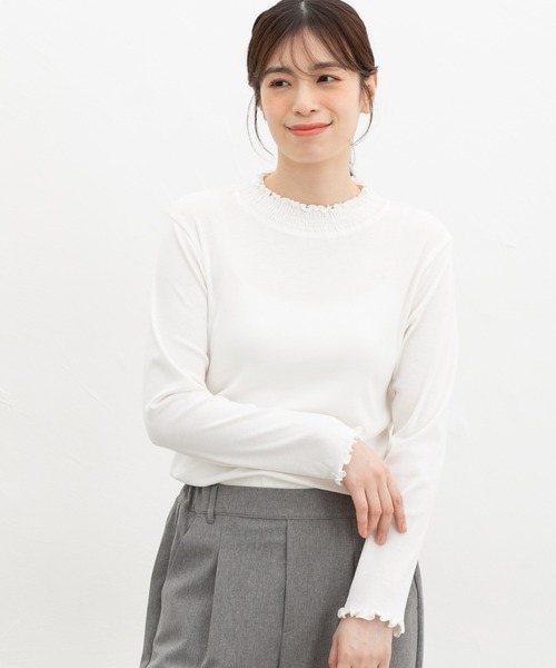 Honeys(ハニーズ)の「シャーリングハイネックT(Tシャツ/カットソー・レディース・ブラック/アイボリー系/アイボリー/ブラウン系その他/グリーン系その他・L/M/S/LL)」の8枚目の写真