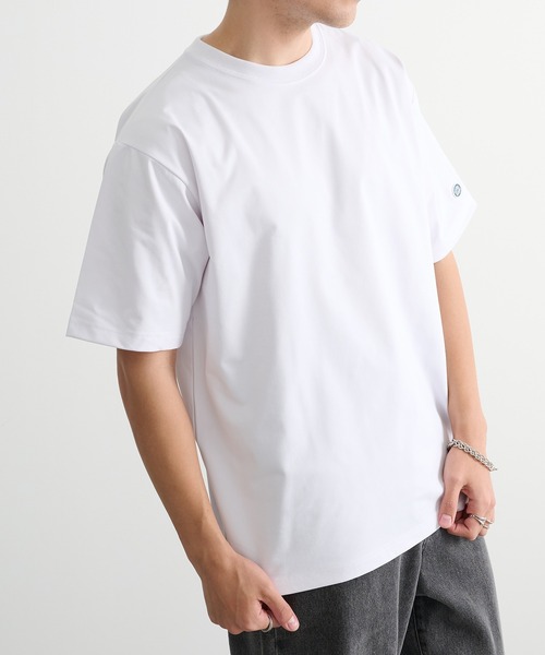 DISCUS(ディスカス)の「【DISCUS】マルチファンクションTシャツ 速乾/UVカット/イージーケア 6222-2602 MNY(Tシャツ/カットソー・メンズ・チャコールグレー/オフホワイト/ブラック・L/XL/M)」の4枚目の写真