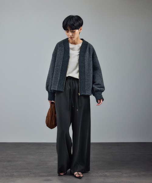 SALON adam et rope'(サロン アダム エ ロペ)の「【WEB限定】フィブリルキュプラリラクシーワイドパンツ(その他パンツ・レディース・チャコールグレー/ブラック/ブラウン・S/M)」の11枚目の写真